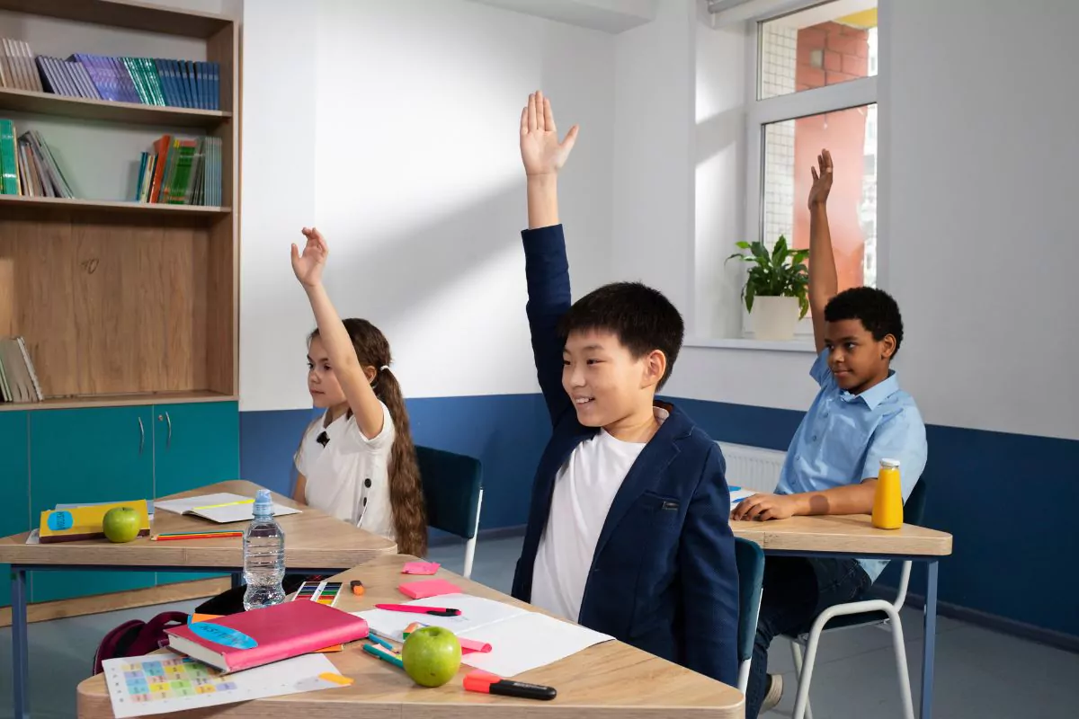 Tham gia các lớp học ngôn ngữ chất lượng cambridge english cho trẻ em