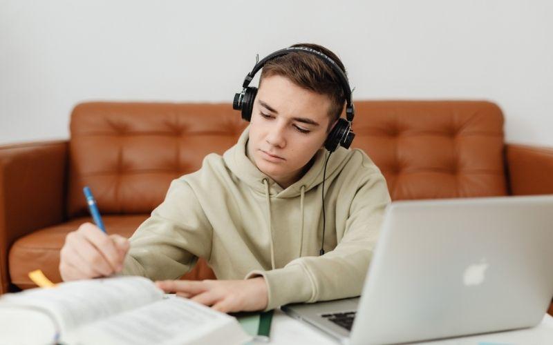 IELTS Listening IELTS Listening