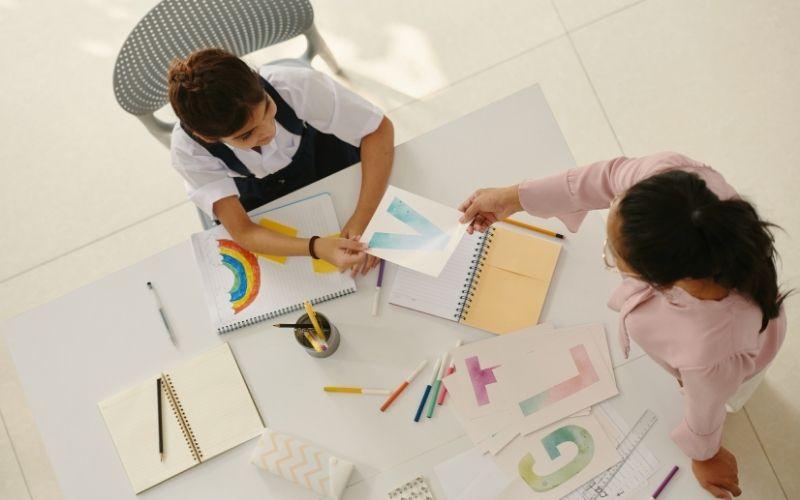 Chi phí học và thi IELTS có xứng đáng với lợi ích mang lại Chi phí học và thi IELTS có xứng đáng với lợi ích mang lại